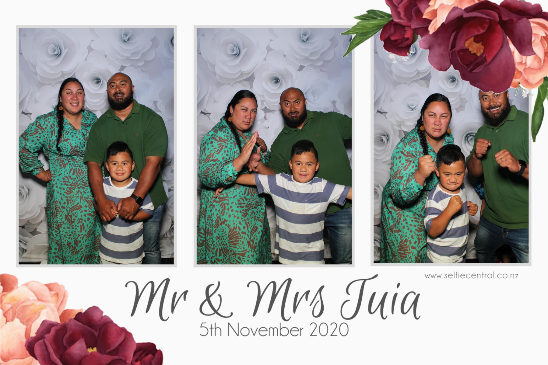 Moses and Val's Wedding | View more photos from the event at gallery.photobooth.co.nz/u/SelfieCentral/Moses-and-Vals-Wedding